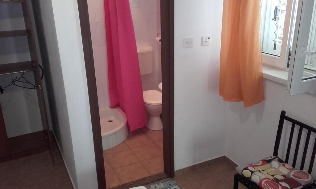 Apartments Ivka オミシュ エクステリア 写真