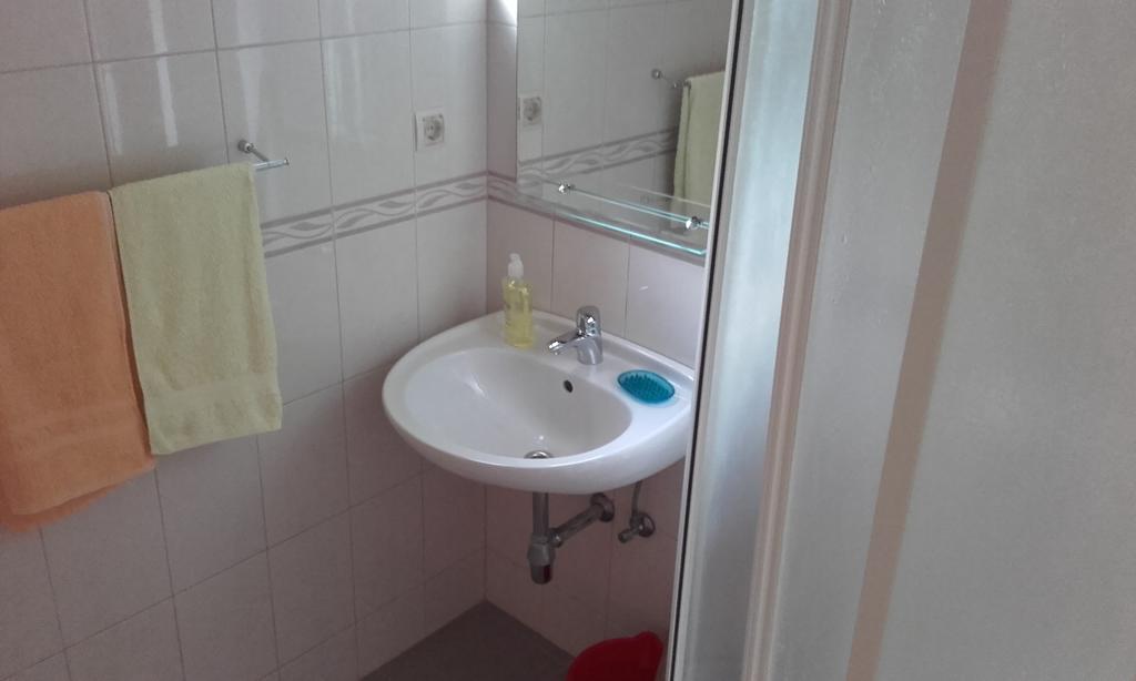 Apartments Ivka オミシュ エクステリア 写真