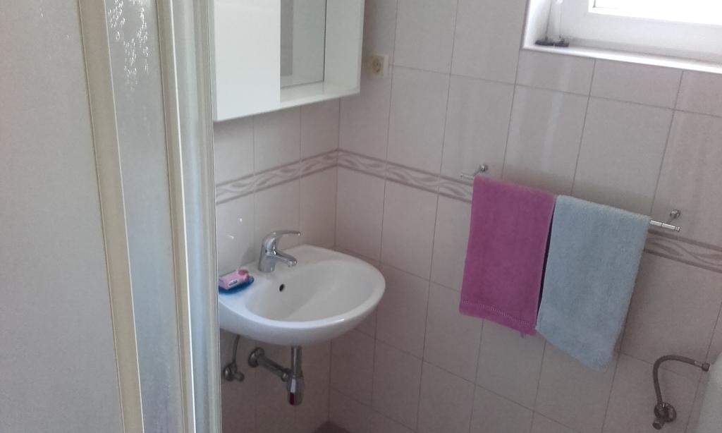 Apartments Ivka オミシュ エクステリア 写真